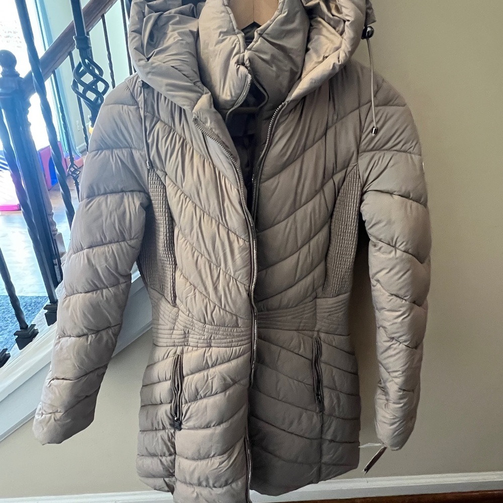 NEW Women's Jacket